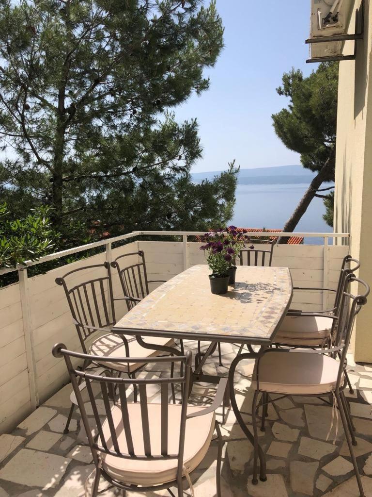 Nemira Beach Apartments Omis Exterior photo